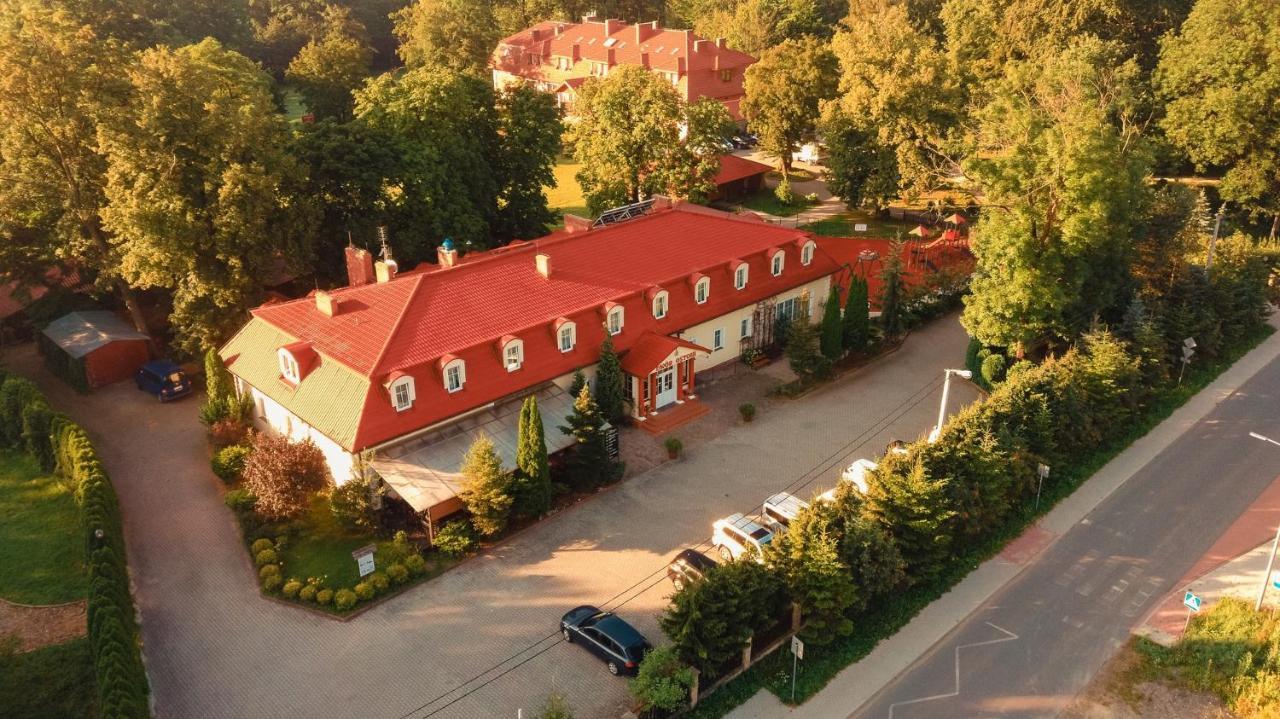 Hotel Dwór Ostoia Rymanów Exterior foto