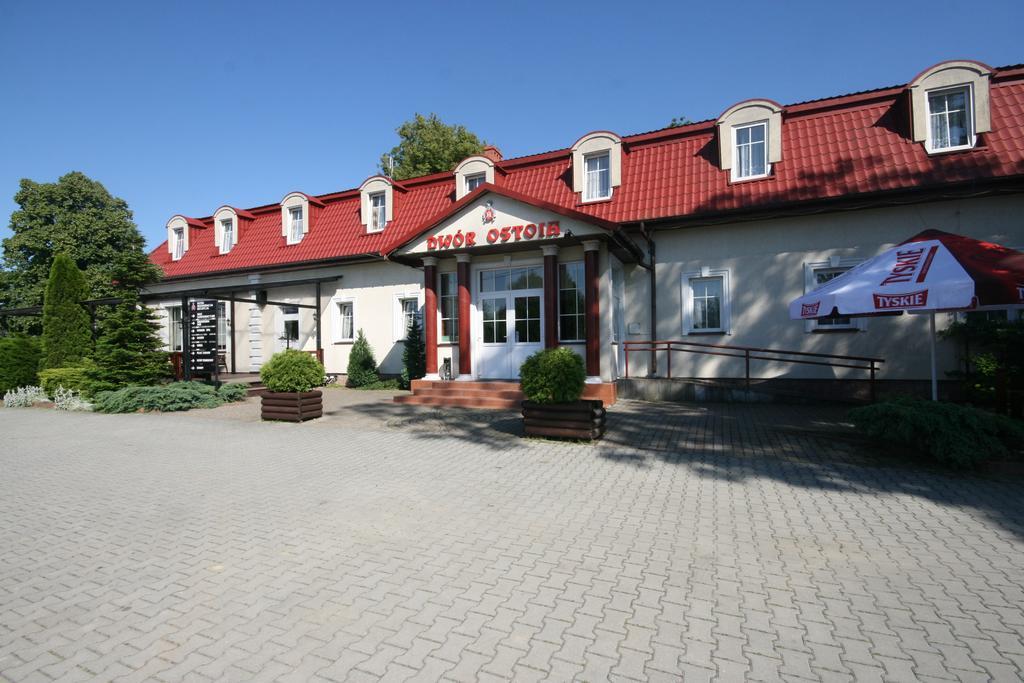 Hotel Dwór Ostoia Rymanów Exterior foto